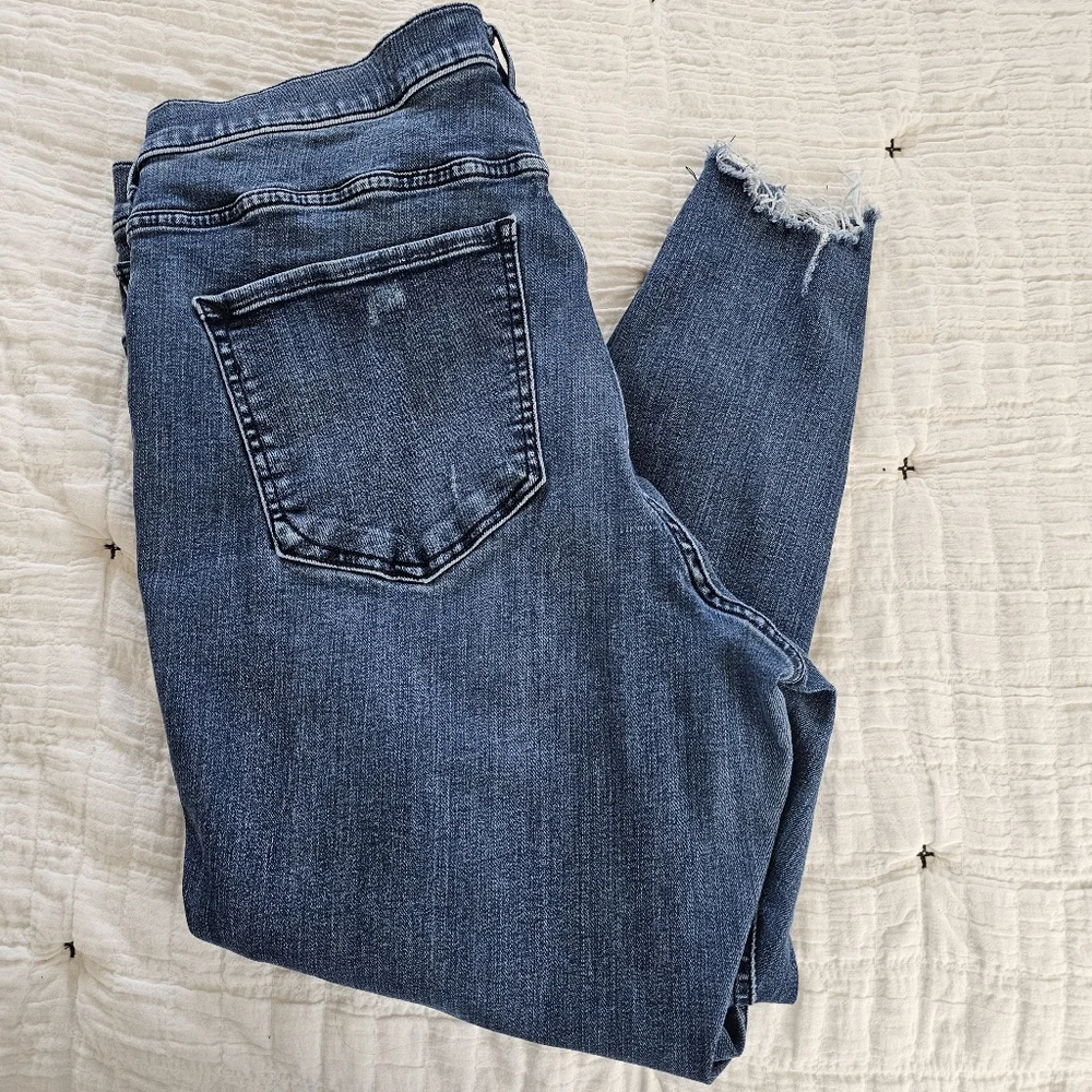 Express Jeans - Picture 2 of 3